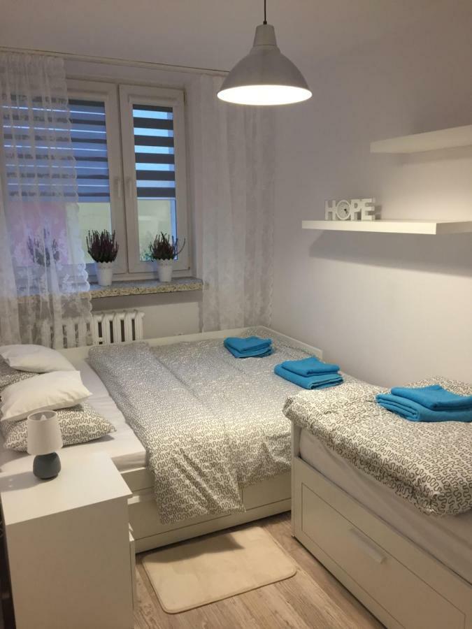 Apartment Oswiecim Klimatyzowany ภายนอก รูปภาพ