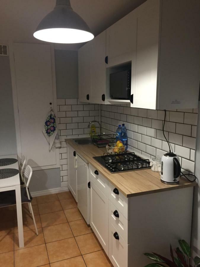 Apartment Oswiecim Klimatyzowany ภายนอก รูปภาพ