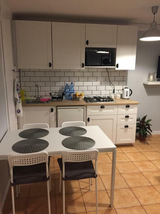 Apartment Oswiecim Klimatyzowany ภายนอก รูปภาพ
