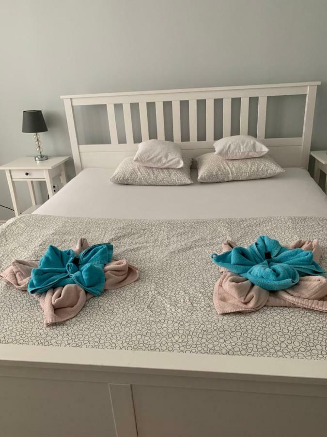 Apartment Oswiecim Klimatyzowany ภายนอก รูปภาพ